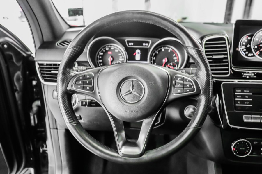 Used Mercedes-Benz GLE ///AMG Package GLE 350 4MATIC SUV 2018 | 26 Motors Corp. Bronx, New York Used Mercedes-Benz GLE ///AMG Package GLE 350 4MATIC SUV 2018 | 26 Motors Corp. Bronx, New York