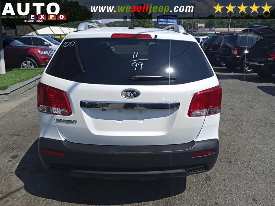 Used Kia Sorento 2WD 4dr I4 LX 2011 | Auto Expo. Huntington, New York Used Kia Sorento 2WD 4dr I4 LX 2011 | Auto Expo. Huntington, New York