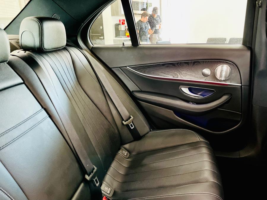 Used Mercedes-Benz E-Class E 300 4MATIC Sedan 2018 | Luxury Motor Club. Franklin Square, New York Used Mercedes-Benz E-Class E 300 4MATIC Sedan 2018 | Luxury Motor Club. Franklin Square, New York