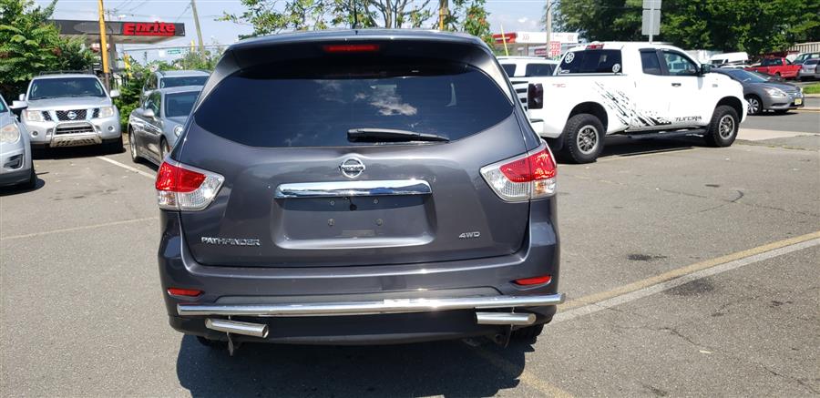 2013 Nissan Pathfinder 4WD 4dr SV, available for sale in Little Ferry, New Jersey | Victoria Preowned Autos Inc. Little Ferry, New Jersey 2013 Nissan Pathfinder 4WD 4dr SV, available for sale in Little Ferry, New Jersey | Victoria Preowned Autos Inc. Little Ferry, New Jersey