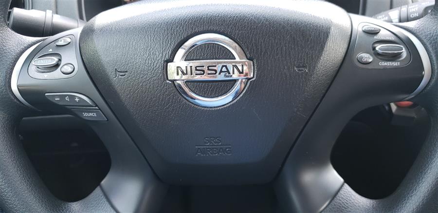 2013 Nissan Pathfinder 4WD 4dr SV, available for sale in Little Ferry, New Jersey | Victoria Preowned Autos Inc. Little Ferry, New Jersey 2013 Nissan Pathfinder 4WD 4dr SV, available for sale in Little Ferry, New Jersey | Victoria Preowned Autos Inc. Little Ferry, New Jersey