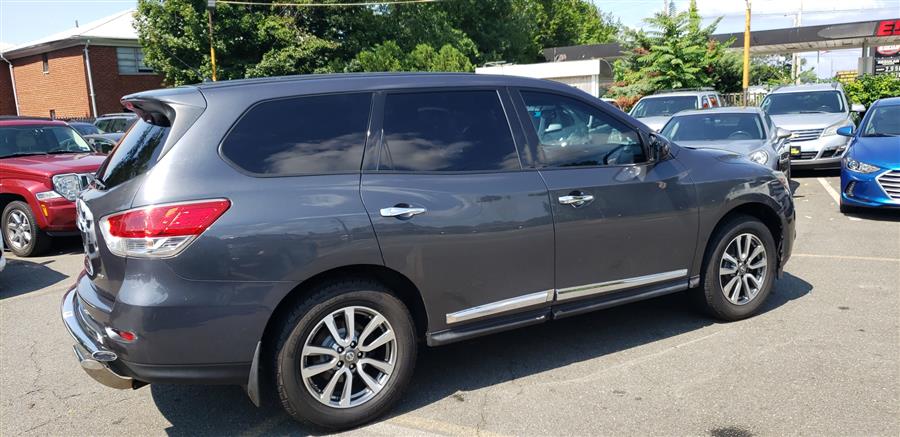 2013 Nissan Pathfinder 4WD 4dr SV, available for sale in Little Ferry, New Jersey | Victoria Preowned Autos Inc. Little Ferry, New Jersey 2013 Nissan Pathfinder 4WD 4dr SV, available for sale in Little Ferry, New Jersey | Victoria Preowned Autos Inc. Little Ferry, New Jersey