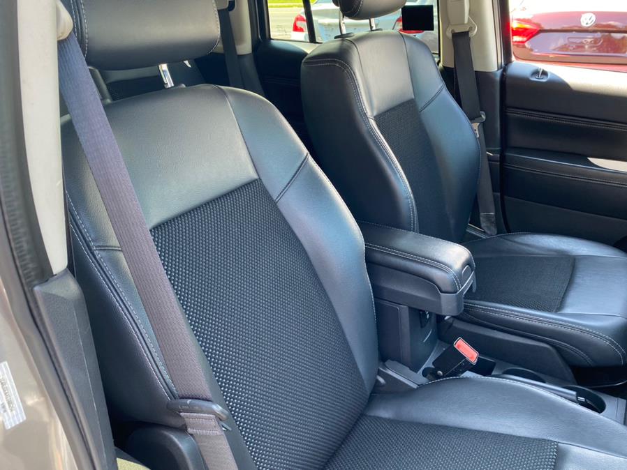 Used Jeep Compass 4WD 4dr Latitude 2014 | Lava Motors 2 Inc. Canton, Connecticut Used Jeep Compass 4WD 4dr Latitude 2014 | Lava Motors 2 Inc. Canton, Connecticut