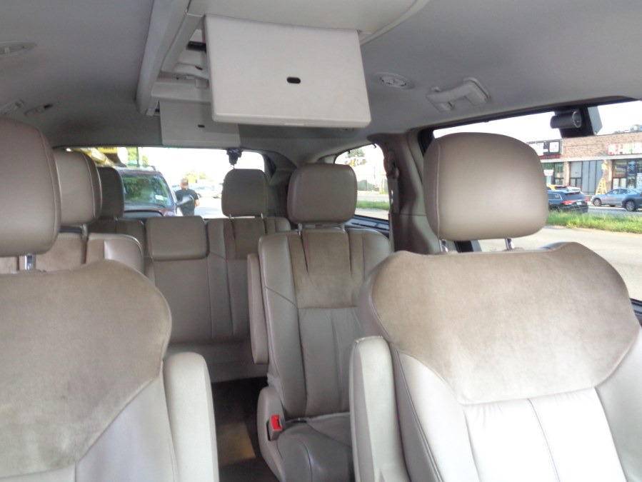 Used Chrysler Town & Country 4dr Wgn Limited 2014 | Sunrise of Elmont. Elmont, New York Used Chrysler Town & Country 4dr Wgn Limited 2014 | Sunrise of Elmont. Elmont, New York