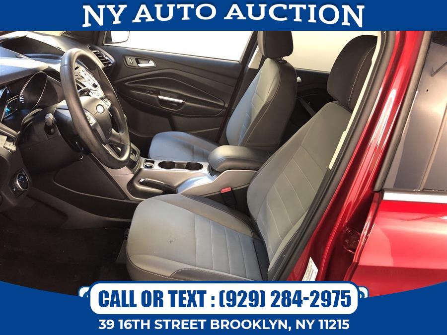 2016 Ford Escape 4WD 4dr SE, available for sale in Brooklyn, New York | NY Auto Auction. Brooklyn, New York 2016 Ford Escape 4WD 4dr SE, available for sale in Brooklyn, New York | NY Auto Auction. Brooklyn, New York