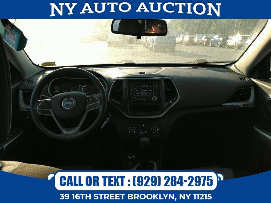 Used Jeep Cherokee Sport 4x4 2017 | NY Auto Auction. Brooklyn, New York Used Jeep Cherokee Sport 4x4 2017 | NY Auto Auction. Brooklyn, New York