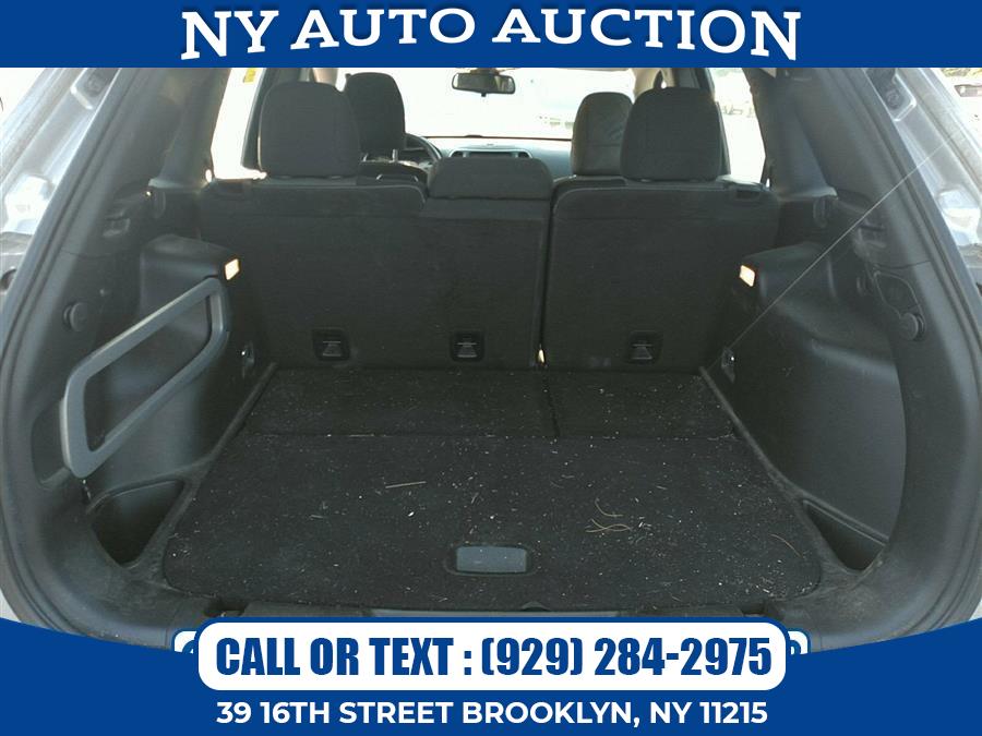 Used Jeep Cherokee Sport 4x4 2017 | NY Auto Auction. Brooklyn, New York Used Jeep Cherokee Sport 4x4 2017 | NY Auto Auction. Brooklyn, New York