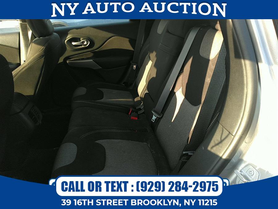 Used Jeep Cherokee Sport 4x4 2017 | NY Auto Auction. Brooklyn, New York Used Jeep Cherokee Sport 4x4 2017 | NY Auto Auction. Brooklyn, New York