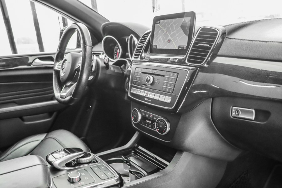 Used Mercedes-Benz GLE ///AMG AMG GLE 43 4MATIC Coupe 2017 | 26 Motors Corp. Bronx, New York Used Mercedes-Benz GLE ///AMG AMG GLE 43 4MATIC Coupe 2017 | 26 Motors Corp. Bronx, New York