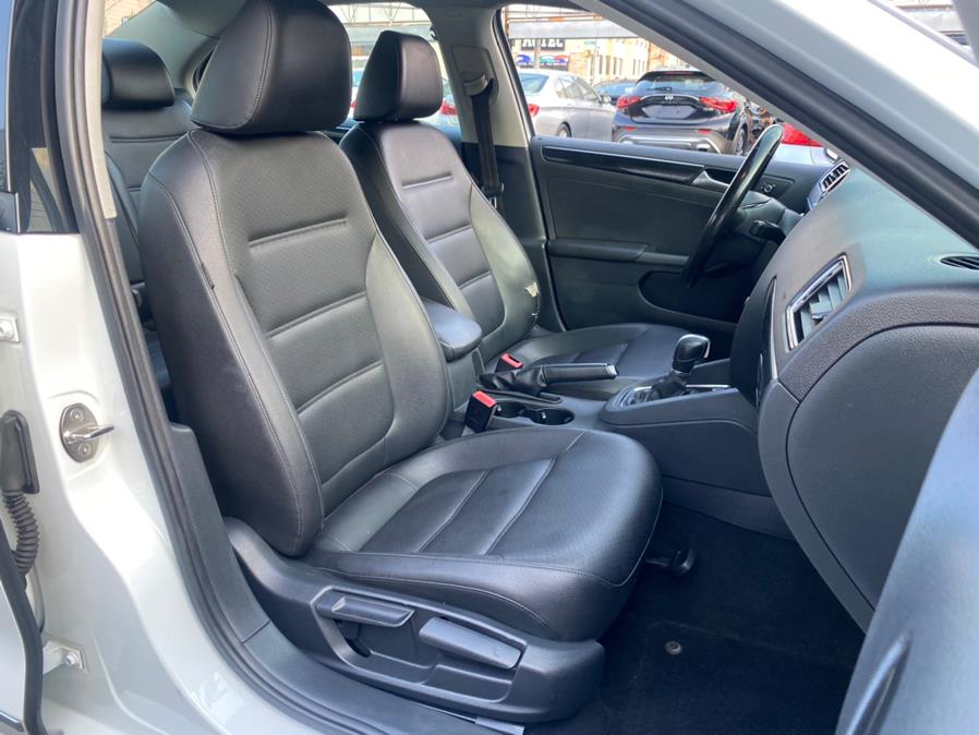 Used Volkswagen Jetta 1.8T SEL Premium Auto 2017 | Sunrise Autoland. Jamaica, New York Used Volkswagen Jetta 1.8T SEL Premium Auto 2017 | Sunrise Autoland. Jamaica, New York