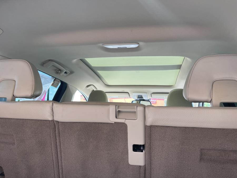 Used Volvo XC60 AWD 4dr 3.2L w/Moonroof 2011 | New York Motors Group Solutions LLC. Bronx, New York Used Volvo XC60 AWD 4dr 3.2L w/Moonroof 2011 | New York Motors Group Solutions LLC. Bronx, New York