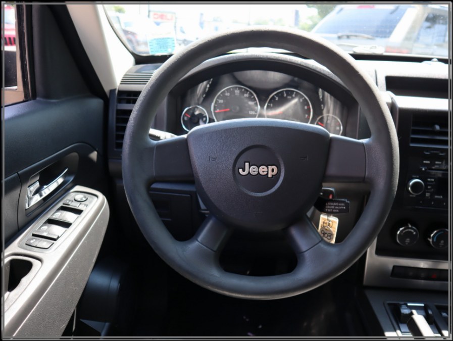 2009 Jeep Liberty 4WD 4dr Sport, available for sale in Huntington Station, New York | My Auto Inc.. Huntington Station, New York 2009 Jeep Liberty 4WD 4dr Sport, available for sale in Huntington Station, New York | My Auto Inc.. Huntington Station, New York