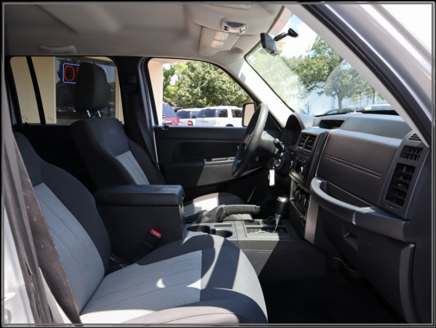 2009 Jeep Liberty 4WD 4dr Sport, available for sale in Huntington Station, New York | My Auto Inc.. Huntington Station, New York 2009 Jeep Liberty 4WD 4dr Sport, available for sale in Huntington Station, New York | My Auto Inc.. Huntington Station, New York