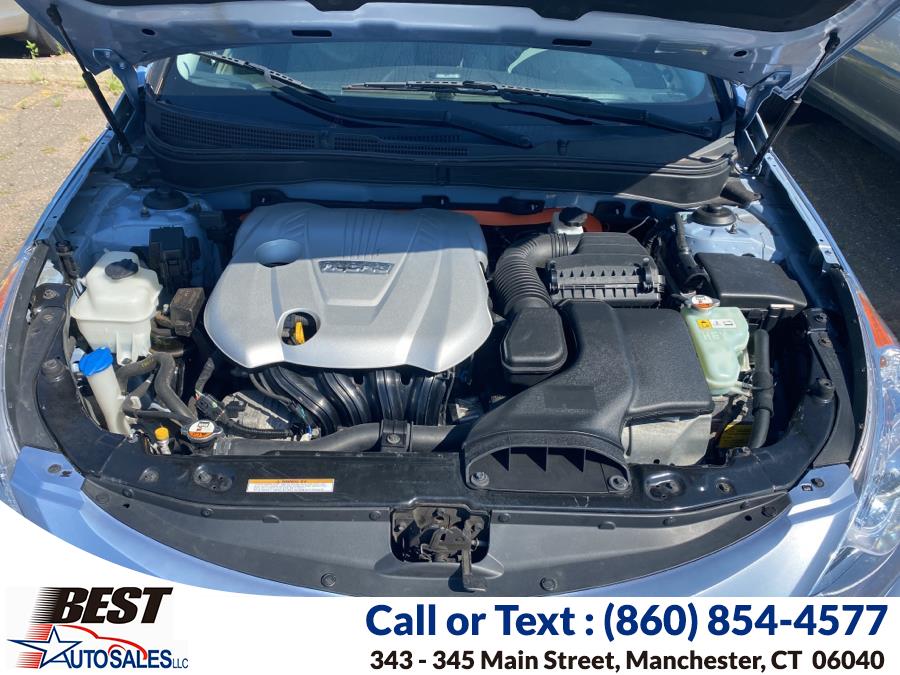 2013 Hyundai Sonata Hybrid 4dr Sdn, available for sale in Manchester, Connecticut | Best Auto Sales LLC. Manchester, Connecticut 2013 Hyundai Sonata Hybrid 4dr Sdn, available for sale in Manchester, Connecticut | Best Auto Sales LLC. Manchester, Connecticut
