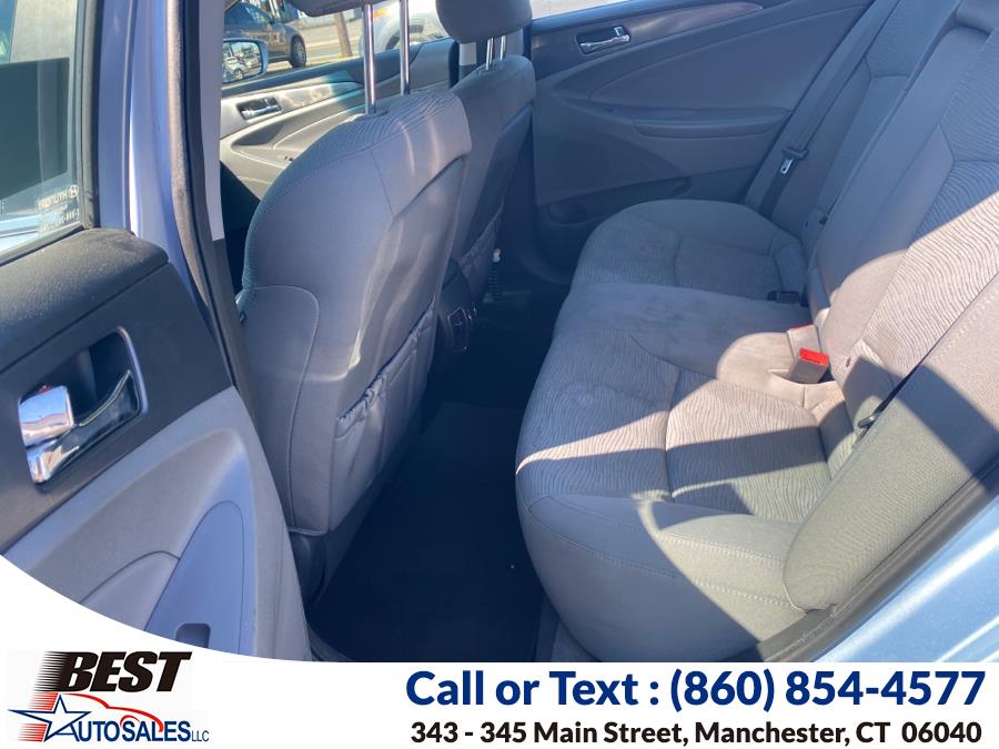 2013 Hyundai Sonata Hybrid 4dr Sdn, available for sale in Manchester, Connecticut | Best Auto Sales LLC. Manchester, Connecticut 2013 Hyundai Sonata Hybrid 4dr Sdn, available for sale in Manchester, Connecticut | Best Auto Sales LLC. Manchester, Connecticut