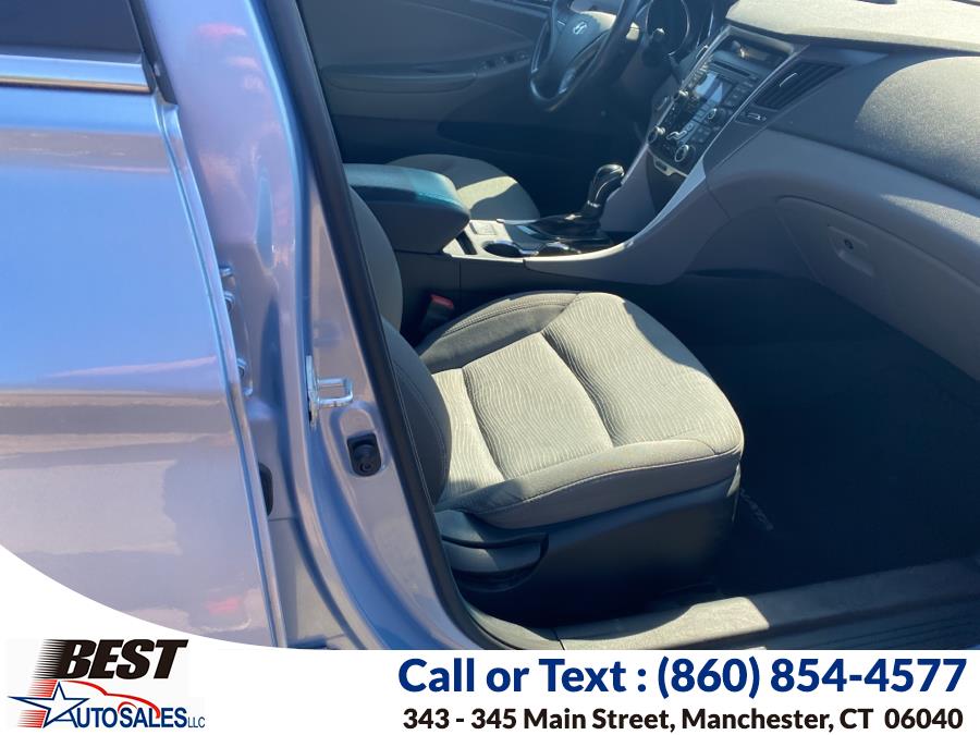 2013 Hyundai Sonata Hybrid 4dr Sdn, available for sale in Manchester, Connecticut | Best Auto Sales LLC. Manchester, Connecticut 2013 Hyundai Sonata Hybrid 4dr Sdn, available for sale in Manchester, Connecticut | Best Auto Sales LLC. Manchester, Connecticut