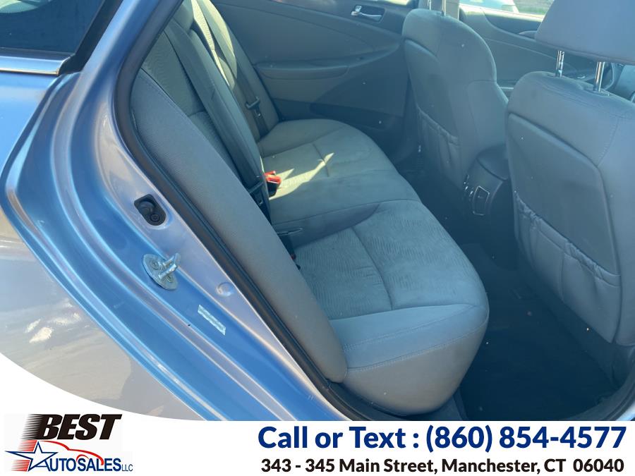 2013 Hyundai Sonata Hybrid 4dr Sdn, available for sale in Manchester, Connecticut | Best Auto Sales LLC. Manchester, Connecticut 2013 Hyundai Sonata Hybrid 4dr Sdn, available for sale in Manchester, Connecticut | Best Auto Sales LLC. Manchester, Connecticut