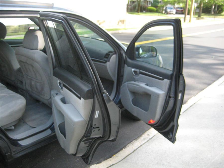 2008 Hyundai Santa Fe SE AWD 4dr SUV, available for sale in Massapequa, New York | Rite Choice Auto Inc.. Massapequa, New York 2008 Hyundai Santa Fe SE AWD 4dr SUV, available for sale in Massapequa, New York | Rite Choice Auto Inc.. Massapequa, New York