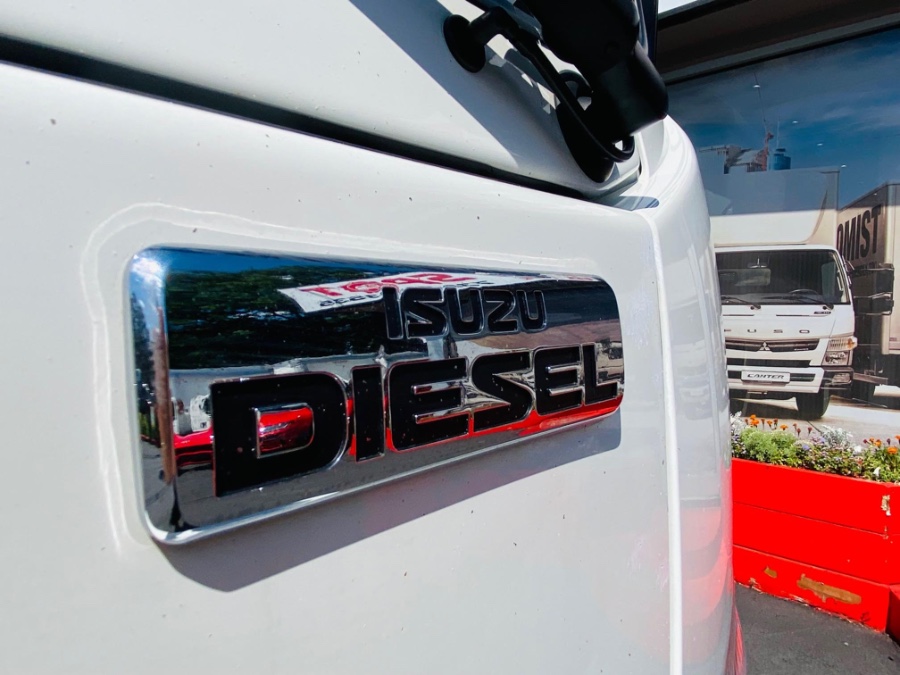 2018 Isuzu NPR 18 FEET DRY BOX + NO CDL, available for sale in South Amboy, New Jersey | NJ Truck Spot. South Amboy, New Jersey 2018 Isuzu NPR 18 FEET DRY BOX + NO CDL, available for sale in South Amboy, New Jersey | NJ Truck Spot. South Amboy, New Jersey