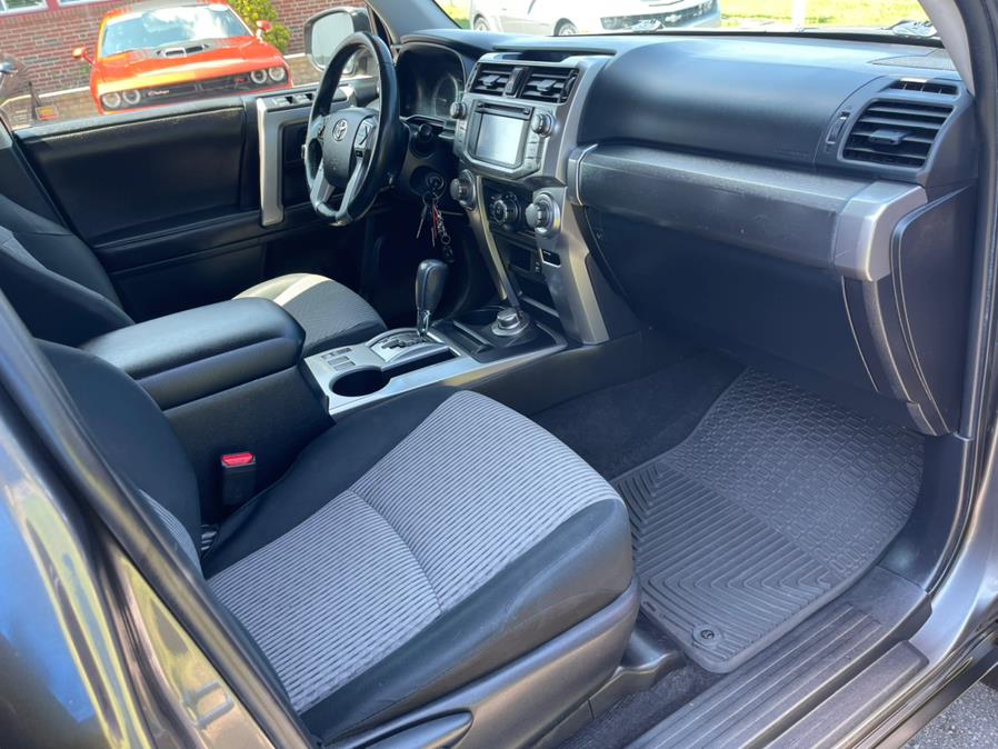 2014 Toyota 4Runner 4WD 4dr V6 SR5 (Natl), available for sale in South Windsor, Connecticut | Mike And Tony Auto Sales, Inc. South Windsor, Connecticut 2014 Toyota 4Runner 4WD 4dr V6 SR5 (Natl), available for sale in South Windsor, Connecticut | Mike And Tony Auto Sales, Inc. South Windsor, Connecticut