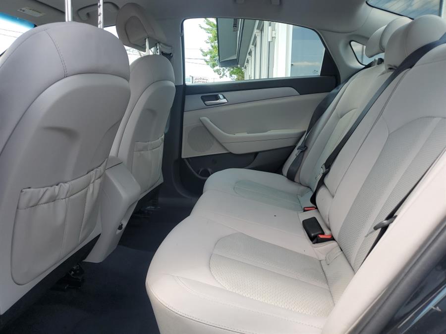 Used Hyundai Sonata 4dr Sdn 2.4L SE 2016 | Prestige Pre-Owned Motors Inc. New Windsor, New York Used Hyundai Sonata 4dr Sdn 2.4L SE 2016 | Prestige Pre-Owned Motors Inc. New Windsor, New York