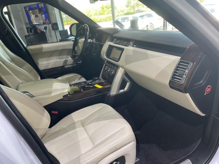 Used Land Rover Range Rover 4WD 4dr Supercharged 2016 | Dream Car Gallery. Woodbury, New York Used Land Rover Range Rover 4WD 4dr Supercharged 2016 | Dream Car Gallery. Woodbury, New York