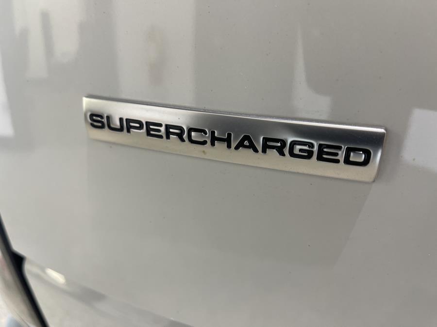 Used Land Rover Range Rover 4WD 4dr Supercharged 2016 | Dream Car Gallery. Woodbury, New York Used Land Rover Range Rover 4WD 4dr Supercharged 2016 | Dream Car Gallery. Woodbury, New York