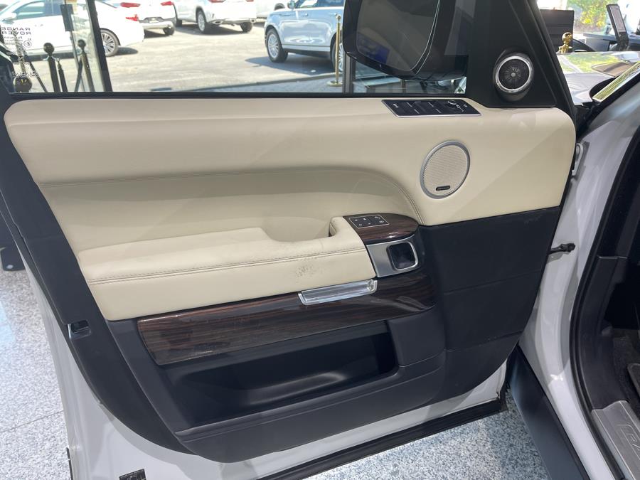 Used Land Rover Range Rover 4WD 4dr Supercharged 2016 | Dream Car Gallery. Woodbury, New York Used Land Rover Range Rover 4WD 4dr Supercharged 2016 | Dream Car Gallery. Woodbury, New York