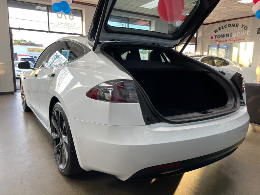 2018 Tesla Model S AUTO PILOT 100D AWD, available for sale in Inwood, New York | 5 Towns Drive. Inwood, New York 2018 Tesla Model S AUTO PILOT 100D AWD, available for sale in Inwood, New York | 5 Towns Drive. Inwood, New York