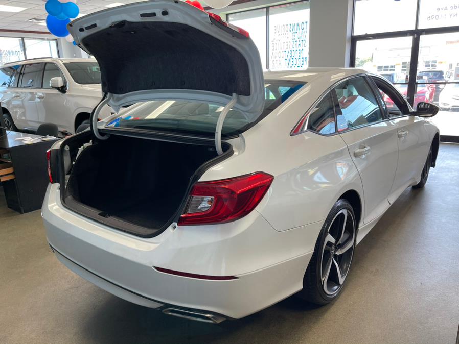 Used Honda Accord Sedan Sport 2.0T Auto 2019 | 5 Towns Drive. Inwood, New York Used Honda Accord Sedan Sport 2.0T Auto 2019 | 5 Towns Drive. Inwood, New York