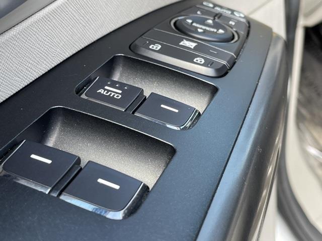 Used Kia Sedona LX 2018 | Blasius Federal Road. Brookfield, Connecticut Used Kia Sedona LX 2018 | Blasius Federal Road. Brookfield, Connecticut