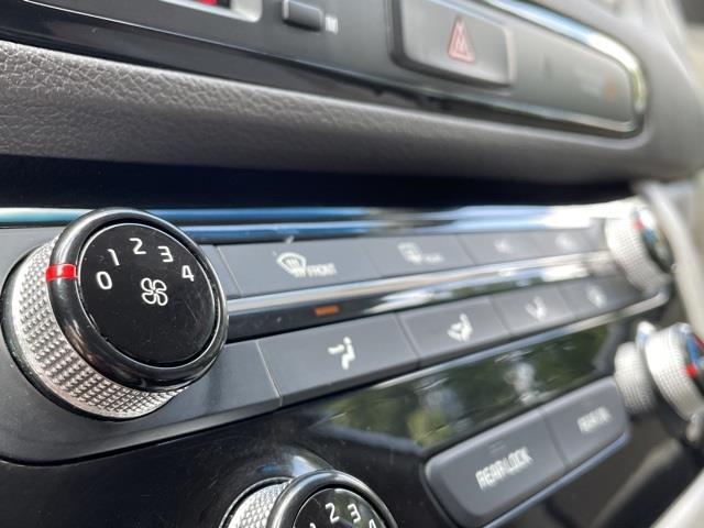 Used Kia Sedona LX 2018 | Blasius Federal Road. Brookfield, Connecticut Used Kia Sedona LX 2018 | Blasius Federal Road. Brookfield, Connecticut