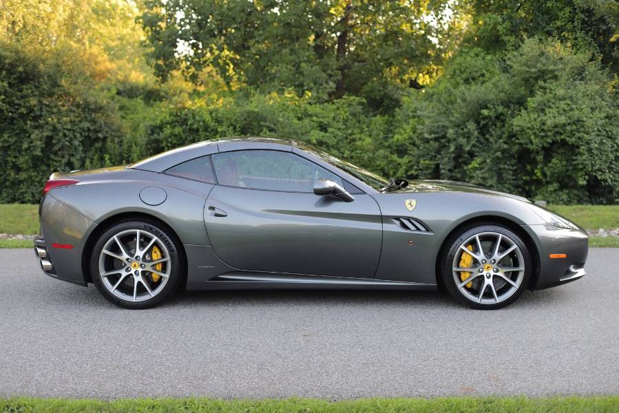 Used Ferrari California 2dr Conv 2012 | Meccanic Shop North Inc. North Salem, New York Used Ferrari California 2dr Conv 2012 | Meccanic Shop North Inc. North Salem, New York
