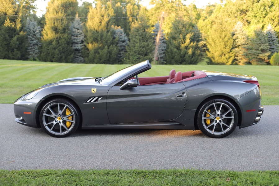 Used Ferrari California 2dr Conv 2012 | Meccanic Shop North Inc. North Salem, New York Used Ferrari California 2dr Conv 2012 | Meccanic Shop North Inc. North Salem, New York
