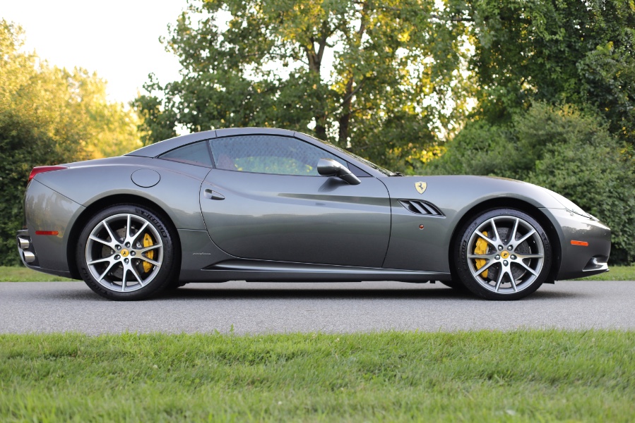 Used Ferrari California 2dr Conv 2012 | Meccanic Shop North Inc. North Salem, New York Used Ferrari California 2dr Conv 2012 | Meccanic Shop North Inc. North Salem, New York