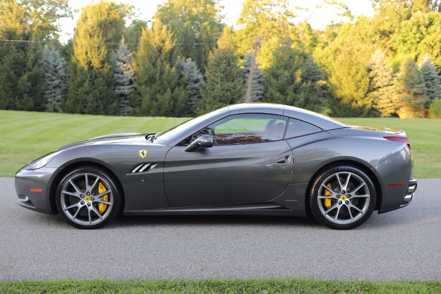 Used Ferrari California 2dr Conv 2012 | Meccanic Shop North Inc. North Salem, New York Used Ferrari California 2dr Conv 2012 | Meccanic Shop North Inc. North Salem, New York