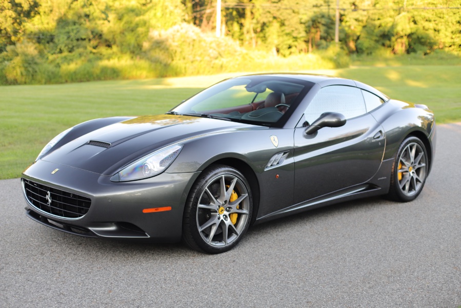 Used Ferrari California 2dr Conv 2012 | Meccanic Shop North Inc. North Salem, New York Used Ferrari California 2dr Conv 2012 | Meccanic Shop North Inc. North Salem, New York