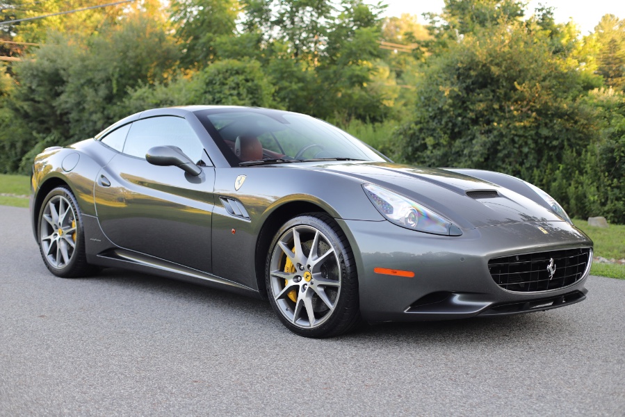 Used Ferrari California 2dr Conv 2012 | Meccanic Shop North Inc. North Salem, New York Used Ferrari California 2dr Conv 2012 | Meccanic Shop North Inc. North Salem, New York