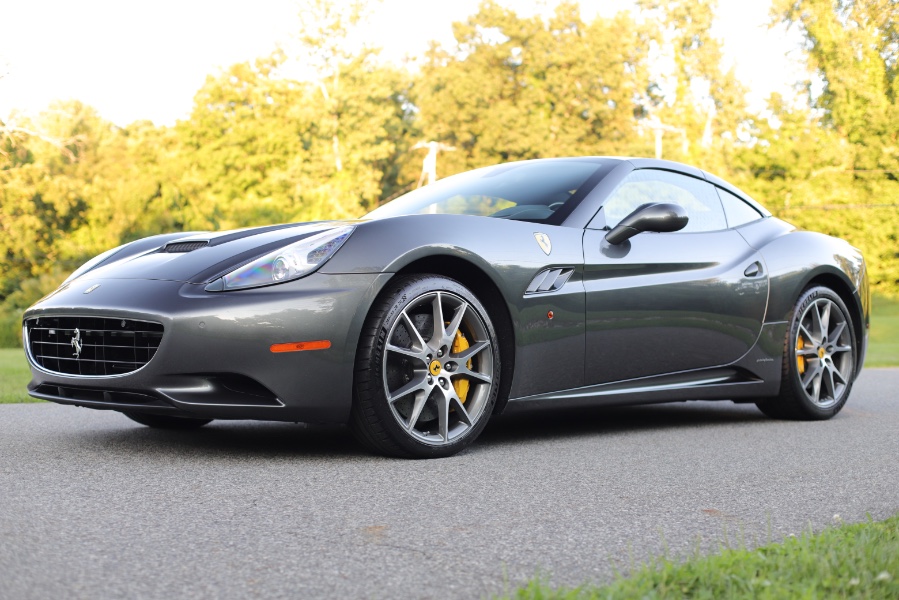 Used Ferrari California 2dr Conv 2012 | Meccanic Shop North Inc. North Salem, New York Used Ferrari California 2dr Conv 2012 | Meccanic Shop North Inc. North Salem, New York
