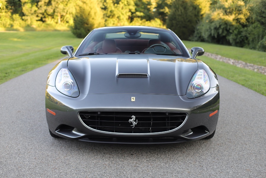 Used Ferrari California 2dr Conv 2012 | Meccanic Shop North Inc. North Salem, New York Used Ferrari California 2dr Conv 2012 | Meccanic Shop North Inc. North Salem, New York