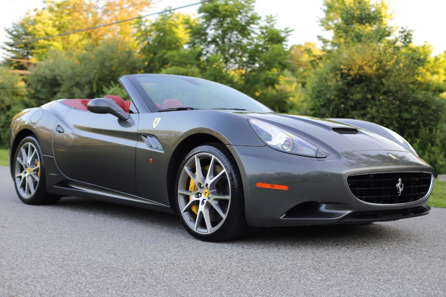 Used Ferrari California 2dr Conv 2012 | Meccanic Shop North Inc. North Salem, New York Used Ferrari California 2dr Conv 2012 | Meccanic Shop North Inc. North Salem, New York