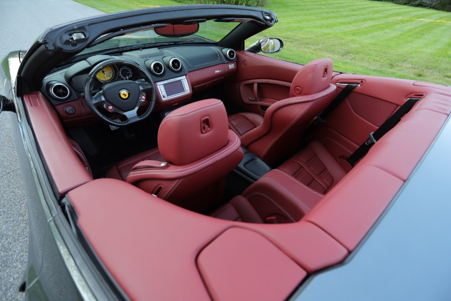 Used Ferrari California 2dr Conv 2012 | Meccanic Shop North Inc. North Salem, New York Used Ferrari California 2dr Conv 2012 | Meccanic Shop North Inc. North Salem, New York