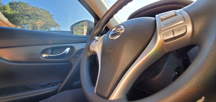 Used Nissan Rogue AWD 4dr S 2015 | Rubber Bros Auto World. Brooklyn, New York Used Nissan Rogue AWD 4dr S 2015 | Rubber Bros Auto World. Brooklyn, New York