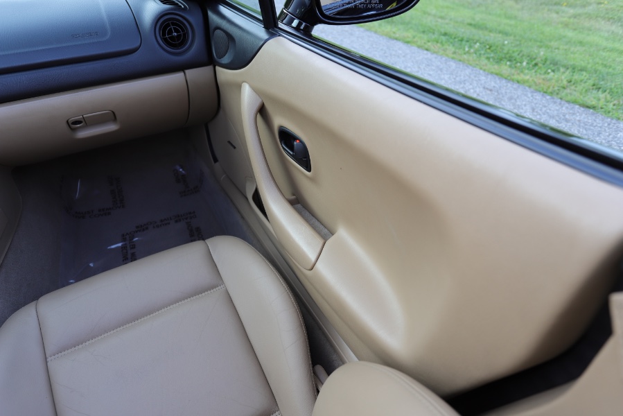 2000 Mazda MX-5 Miata 2dr Conv Base Manual, available for sale in North Salem, New York | Meccanic Shop North Inc. North Salem, New York 2000 Mazda MX-5 Miata 2dr Conv Base Manual, available for sale in North Salem, New York | Meccanic Shop North Inc. North Salem, New York