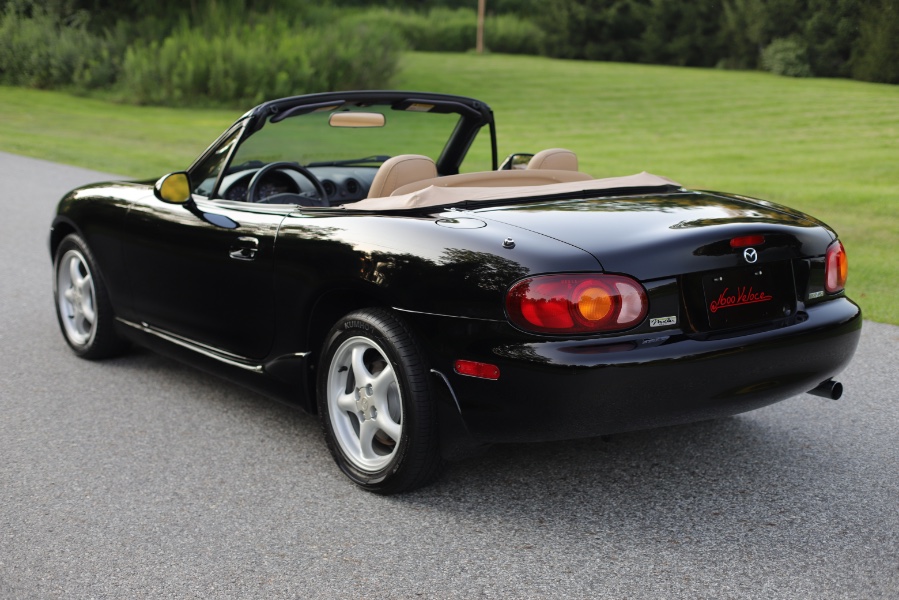 2000 Mazda MX-5 Miata 2dr Conv Base Manual, available for sale in North Salem, New York | Meccanic Shop North Inc. North Salem, New York 2000 Mazda MX-5 Miata 2dr Conv Base Manual, available for sale in North Salem, New York | Meccanic Shop North Inc. North Salem, New York
