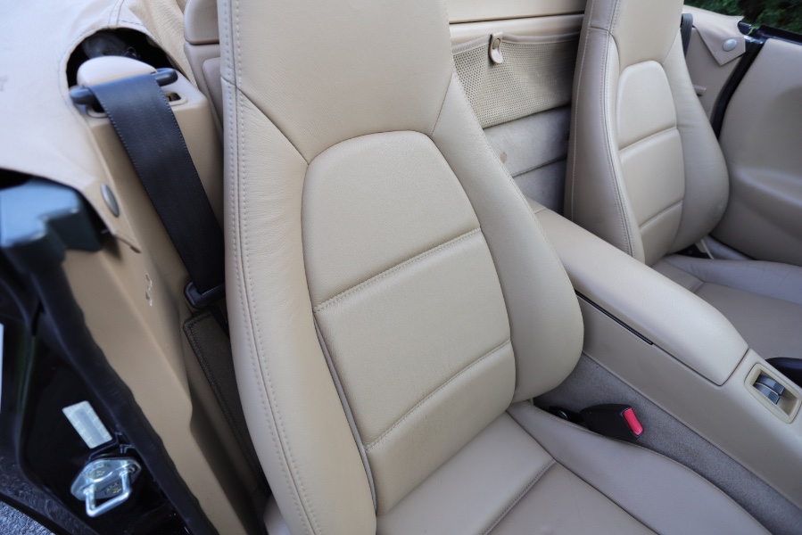 2000 Mazda MX-5 Miata 2dr Conv Base Manual, available for sale in North Salem, New York | Meccanic Shop North Inc. North Salem, New York 2000 Mazda MX-5 Miata 2dr Conv Base Manual, available for sale in North Salem, New York | Meccanic Shop North Inc. North Salem, New York