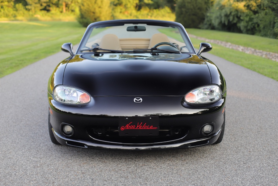 2000 Mazda MX-5 Miata 2dr Conv Base Manual, available for sale in North Salem, New York | Meccanic Shop North Inc. North Salem, New York 2000 Mazda MX-5 Miata 2dr Conv Base Manual, available for sale in North Salem, New York | Meccanic Shop North Inc. North Salem, New York