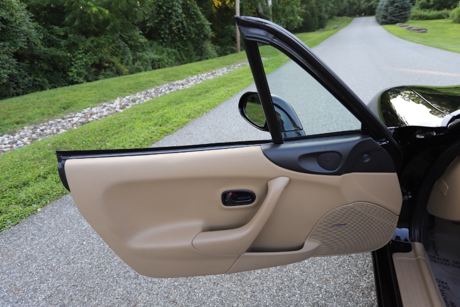 2000 Mazda MX-5 Miata 2dr Conv Base Manual, available for sale in North Salem, New York | Meccanic Shop North Inc. North Salem, New York 2000 Mazda MX-5 Miata 2dr Conv Base Manual, available for sale in North Salem, New York | Meccanic Shop North Inc. North Salem, New York