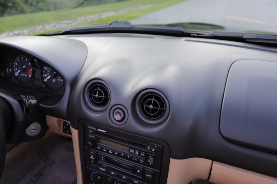 2000 Mazda MX-5 Miata 2dr Conv Base Manual, available for sale in North Salem, New York | Meccanic Shop North Inc. North Salem, New York 2000 Mazda MX-5 Miata 2dr Conv Base Manual, available for sale in North Salem, New York | Meccanic Shop North Inc. North Salem, New York