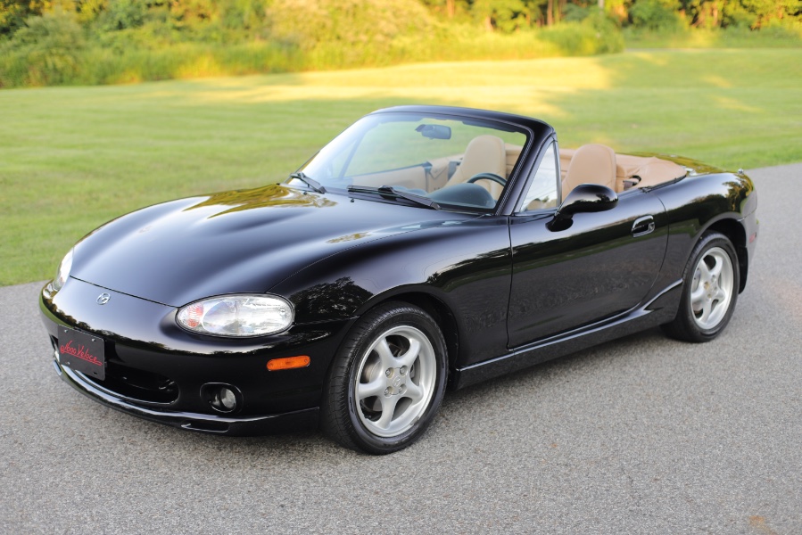 2000 Mazda MX-5 Miata 2dr Conv Base Manual, available for sale in North Salem, New York | Meccanic Shop North Inc. North Salem, New York 2000 Mazda MX-5 Miata 2dr Conv Base Manual, available for sale in North Salem, New York | Meccanic Shop North Inc. North Salem, New York